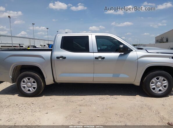 5TFKB5DB9SX332895 2025 TOYOTA TUNDRA Silver 360 interior view