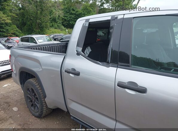 5TFLA5AA8PX021338 2023 TOYOTA TUNDRA Silver Вид спереду
