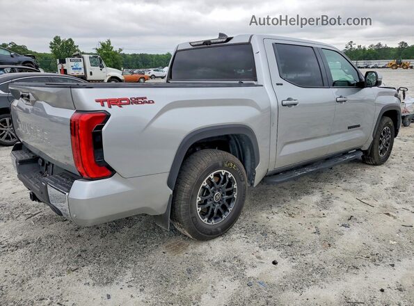 5TFLA5AB5NX010271 2022 TOYOTA TUNDRA Silver Trasero derecho