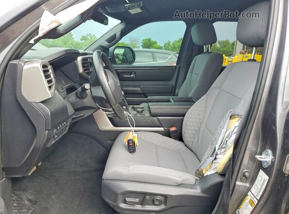 5TFLA5DB0SX321551 2025 TOYOTA TUNDRA Gray Widok wnętrza z przodu