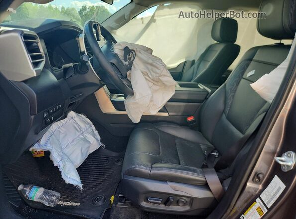 5TFLA5DB1PX097214 2023 TOYOTA TUNDRA Gray Front interior view