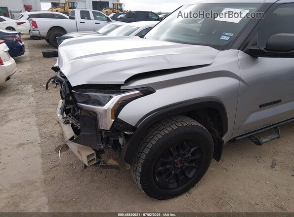 5TFLA5DB2RX183733 2024 TOYOTA TUNDRA Серебряный Вид спереди