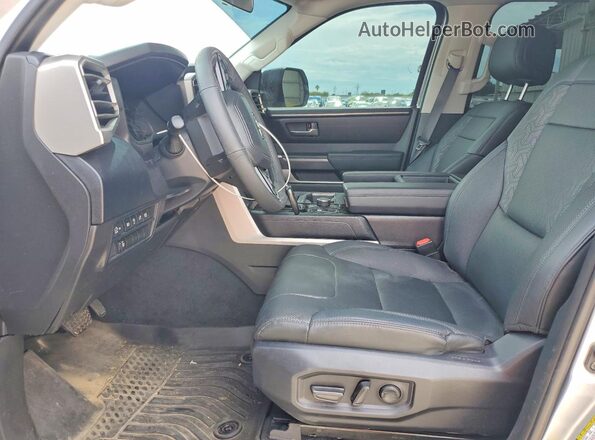 5TFLA5DB2RX186745 2024 TOYOTA TUNDRA Silver Սալոնի դիմացի տեսք