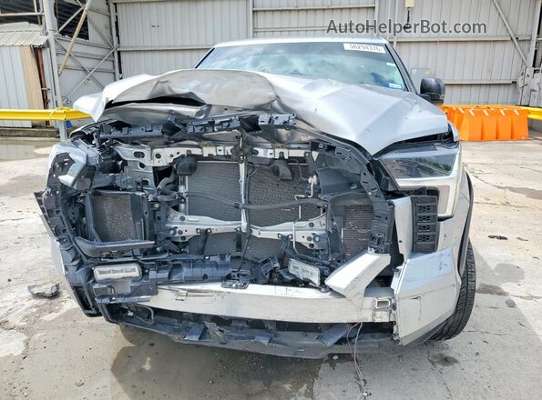 5TFLA5DB2RX186745 2024 TOYOTA TUNDRA Silver Դիմացի տեսք