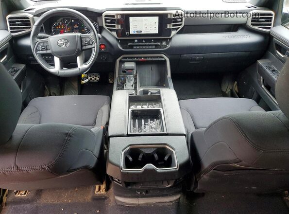 5TFLA5DB2SX244696 2025 TOYOTA TUNDRA Серебряный Вид панели приборов