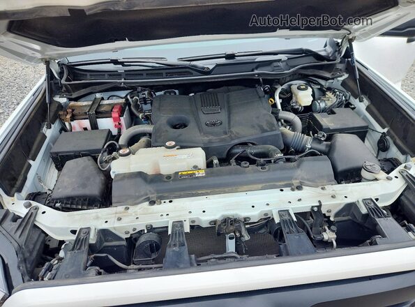 5TFLA5DB9RX158568 2024 TOYOTA TUNDRA White Rear interior view