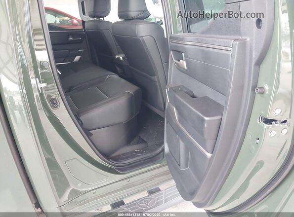 5TFLA5GD5NX001322 2022 TOYOTA TUNDRA Green Widok naklejki z numerem VIN