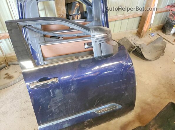 5TFMA5DB1NX008632 2022 TOYOTA TUNDRA Blue Widok komory silnika