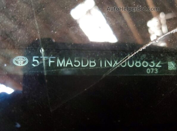 5TFMA5DB1NX008632 2022 TOYOTA TUNDRA Blue Widok naklejki z numerem VIN