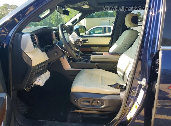 5TFMA5DB4NX015445 2022 TOYOTA TUNDRA Синий Вид салона спереди