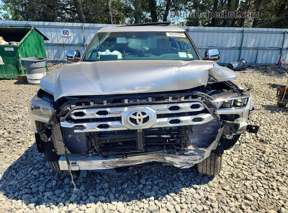 5TFMA5DBXTX390592 2026 TOYOTA TUNDRA Silver Դիմացի տեսք