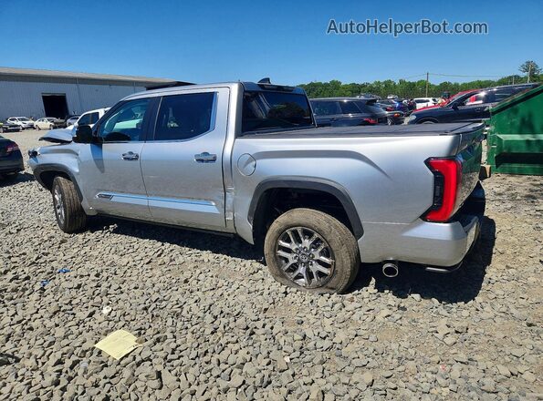 5TFMA5DBXTX390592 2026 TOYOTA TUNDRA Silver Հետևի ձախ