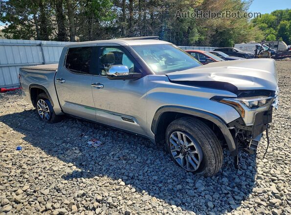 5TFMA5DBXTX390592 2026 TOYOTA TUNDRA Silver Առջևի աջ