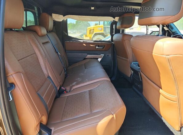 5TFMA5EC4NX007000 2022 TOYOTA TUNDRA Brown Widok tylnych siedzeń