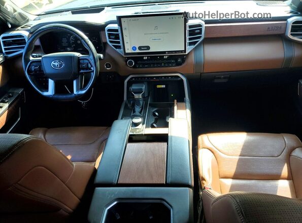 5TFMA5EC4NX007000 2022 TOYOTA TUNDRA Brown Widok deski rozdzielczej
