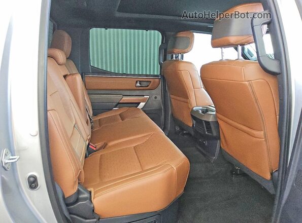 5TFMC5DB8PX030270 2023 TOYOTA TUNDRA Silver Հետևի նստատեղերի տեսք