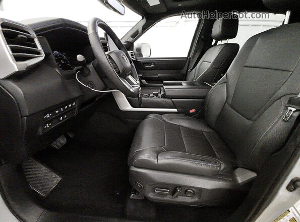 5TFNA5DB0SX326306 2025 TOYOTA TUNDRA Green Front interior view