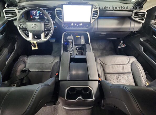 5TFNA5DB5RX229404 2024 TOYOTA TUNDRA Белый Вид панели приборов