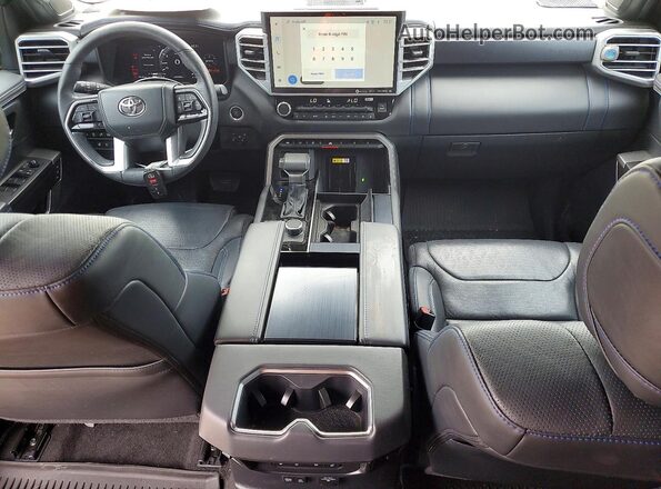 5TFNA5EC6PX019074 2023 TOYOTA TUNDRA Белый Вид панели приборов