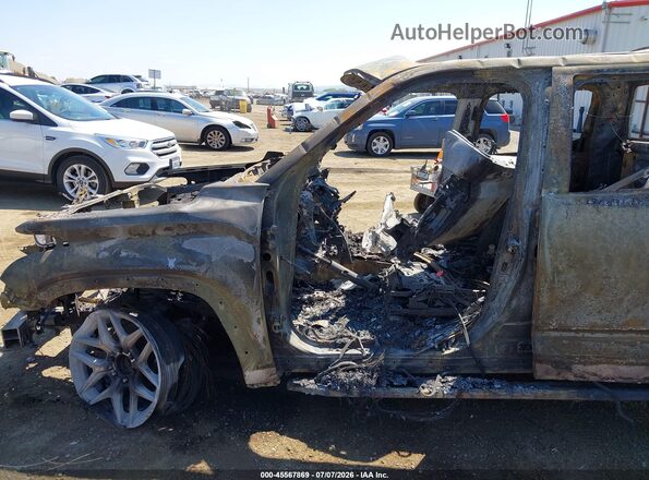 5TFNC5DB1PX035346 2023 TOYOTA TUNDRA HYBRID Black Widok z przodu