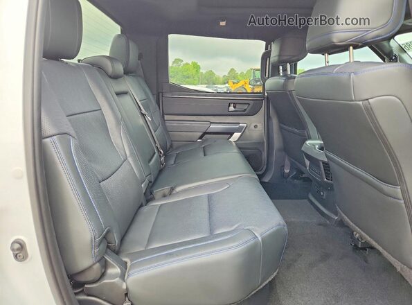 5TFNC5DB4RX068246 2024 TOYOTA TUNDRA Белый Вид задних сидений
