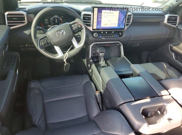 5TFNC5DB9SX088546 2025 TOYOTA TUNDRA White Вид панелі приладів