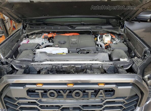 5TFPC5DB2TX125253 2026 TOYOTA TUNDRA Charcoal Սալոնի հետևի տեսք