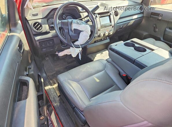 5TFPY5F16GX539521 2016 TOYOTA TUNDRA Красный Вид панели приборов