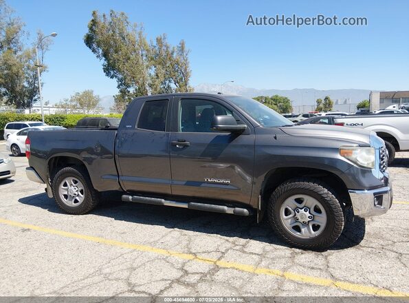 5TFRM5F11KX134891 2019 TOYOTA TUNDRA Gray Rear interior view