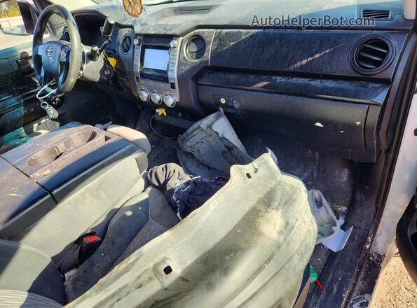 5TFRM5F17GX096381 2016 TOYOTA TUNDRA White წინა პანელის ხედი