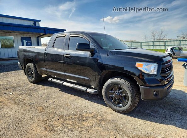 5TFRM5F18GX103306 2016 TOYOTA TUNDRA Черный Передняя правая четверть