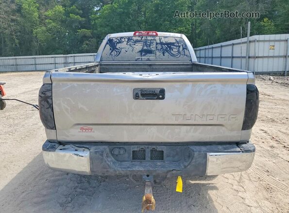 5TFRM5F18JX131453 2018 TOYOTA TUNDRA Silver Rear view