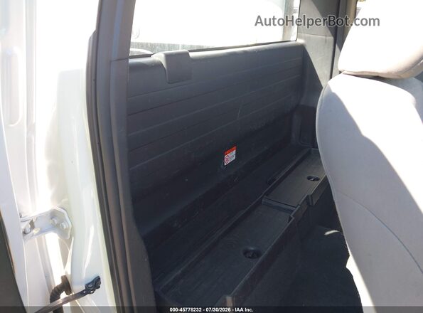 5TFRX5GN4HX077328 2017 TOYOTA TACOMA White Vista de la etiqueta del VIN