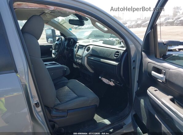 5TFRY5F13KX250968 2019 TOYOTA TUNDRA Gray Vista interior delantera