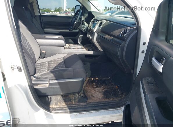 5TFRY5F18MX274556 2021 TOYOTA TUNDRA White Սալոնի դիմացի տեսք