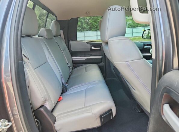 5TFSW5F16HX229080 2017 TOYOTA TUNDRA Gray უკანა სავარძლების ხედი