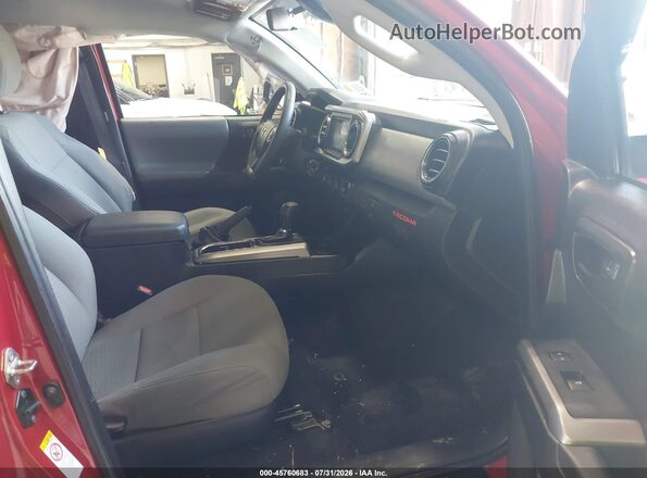 5TFSX5EN4KX064932 2019 TOYOTA TACOMA Красный Вид салона спереди