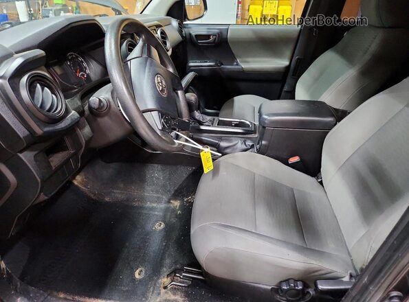 5TFSX5EN6GX044933 2016 TOYOTA TACOMA Gray Սալոնի դիմացի տեսք