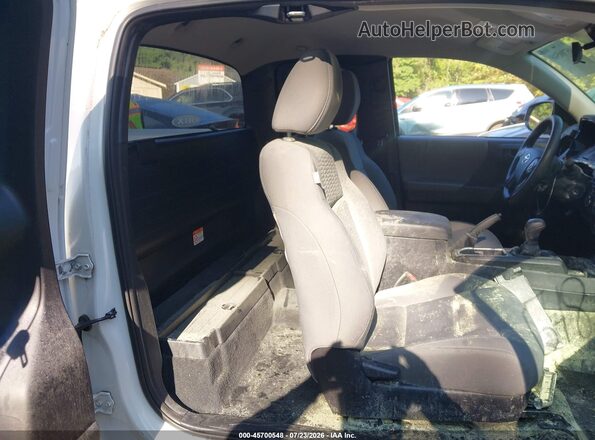 5TFSX5EN6KX069565 2019 TOYOTA TACOMA White VIN კოდის სტიკერის ხედი