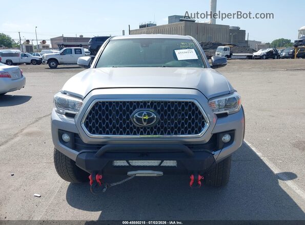 5TFSZ5AN4KX211704 2019 TOYOTA TACOMA Silver ხელსაწყოთა პანელის ხედი