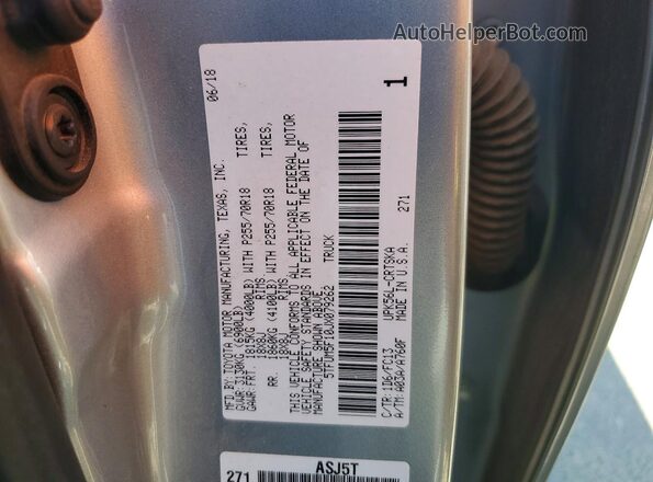 5TFUM5F10JX079262 2018 TOYOTA TUNDRA Silver Շարժիչի բաժամունքի տեսք
