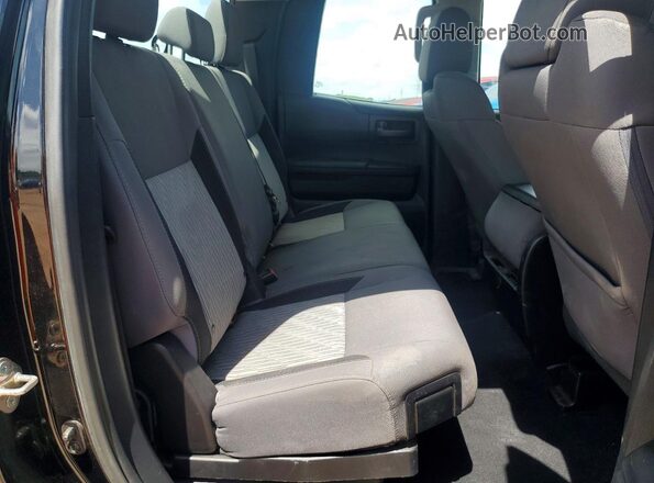 5TFUM5F11HX071715 2017 TOYOTA TUNDRA Black უკანა სავარძლების ხედი