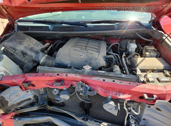 5TFUW5F13KX807734 2019 TOYOTA TUNDRA Red Rear interior view