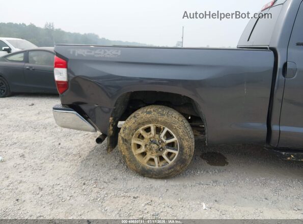 5TFUW5F18HX627710 2017 TOYOTA TUNDRA Серый Вид спереди