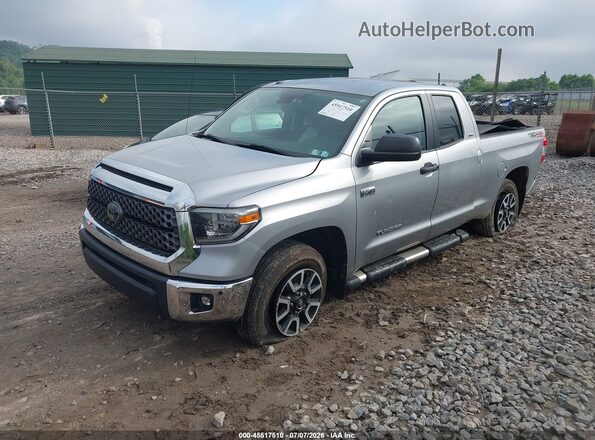 5TFUY5F11JX703333 2018 TOYOTA TUNDRA Silver Առջևի ձախ երեք քառորդ տեսարան