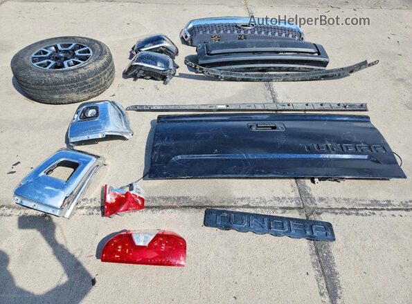 5TFUY5F18KX869334 2019 TOYOTA TUNDRA Black Շարժիչի բաժամունքի տեսք