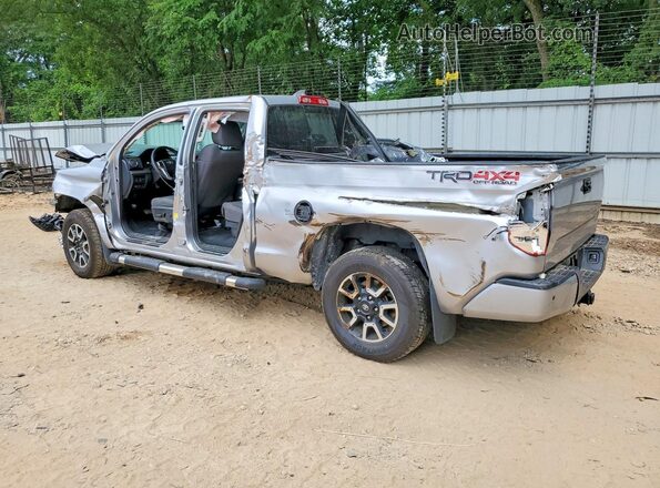 5TFUY5F19MX045801 2021 TOYOTA TUNDRA Silver Trasero izquierdo