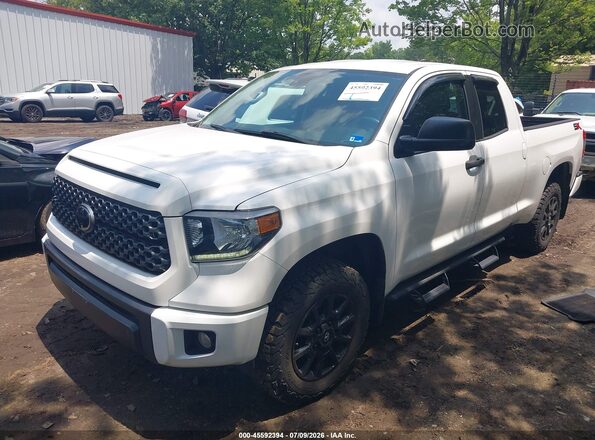 5TFUY5F19MX956985 2021 TOYOTA TUNDRA Белый Передняя левая четверть