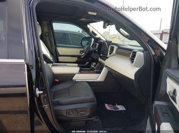 5TFVC5DB1NX008595 2022 TOYOTA TUNDRA HYBRID Black Widok wnętrza z przodu