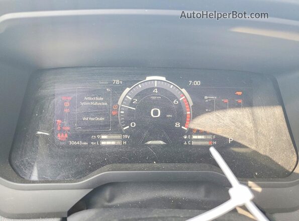5TFWA5DB2SX254416 2025 TOYOTA TUNDRA Silver Instrument cluster view